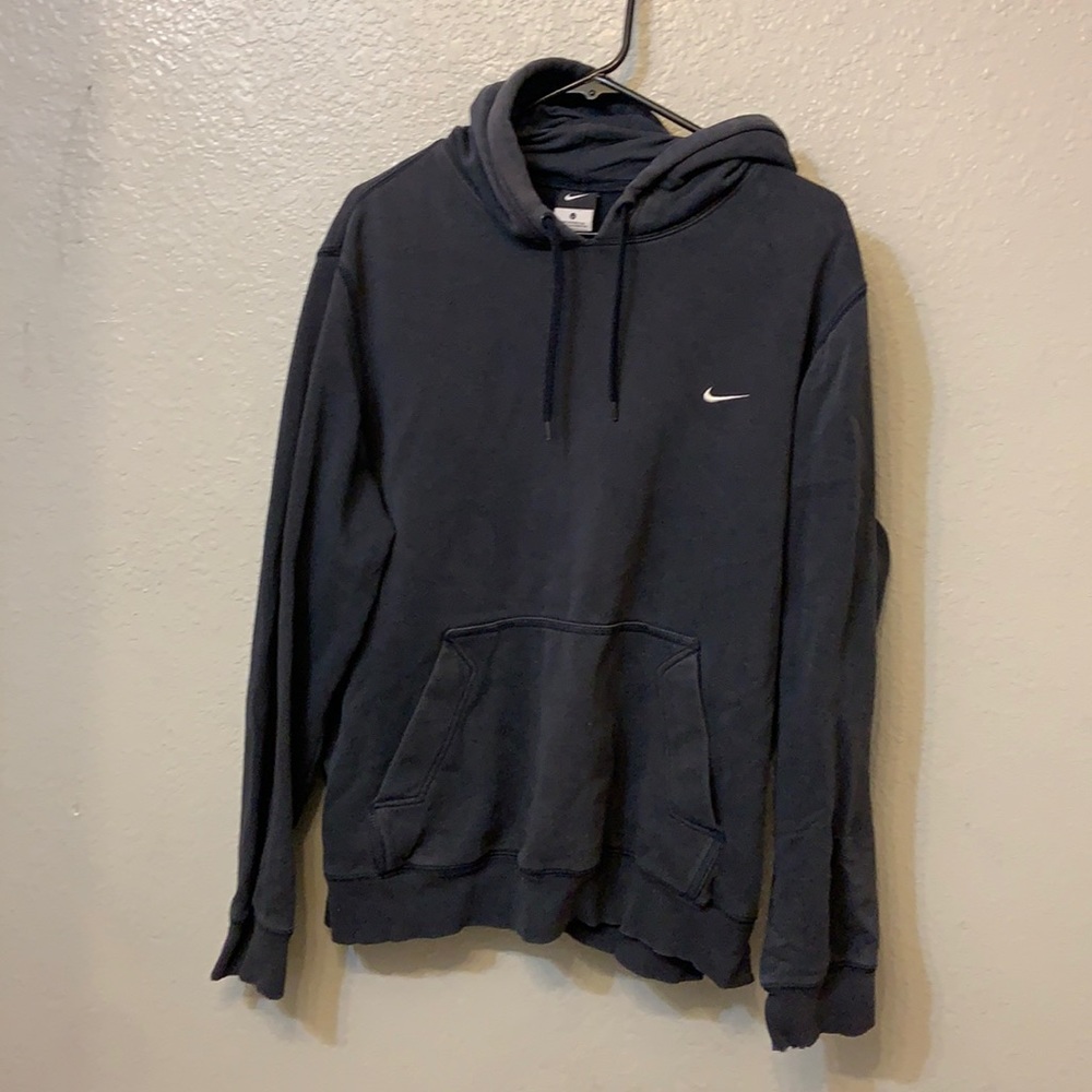 Black Nike hoodie